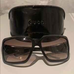 Gucci black sunglasses